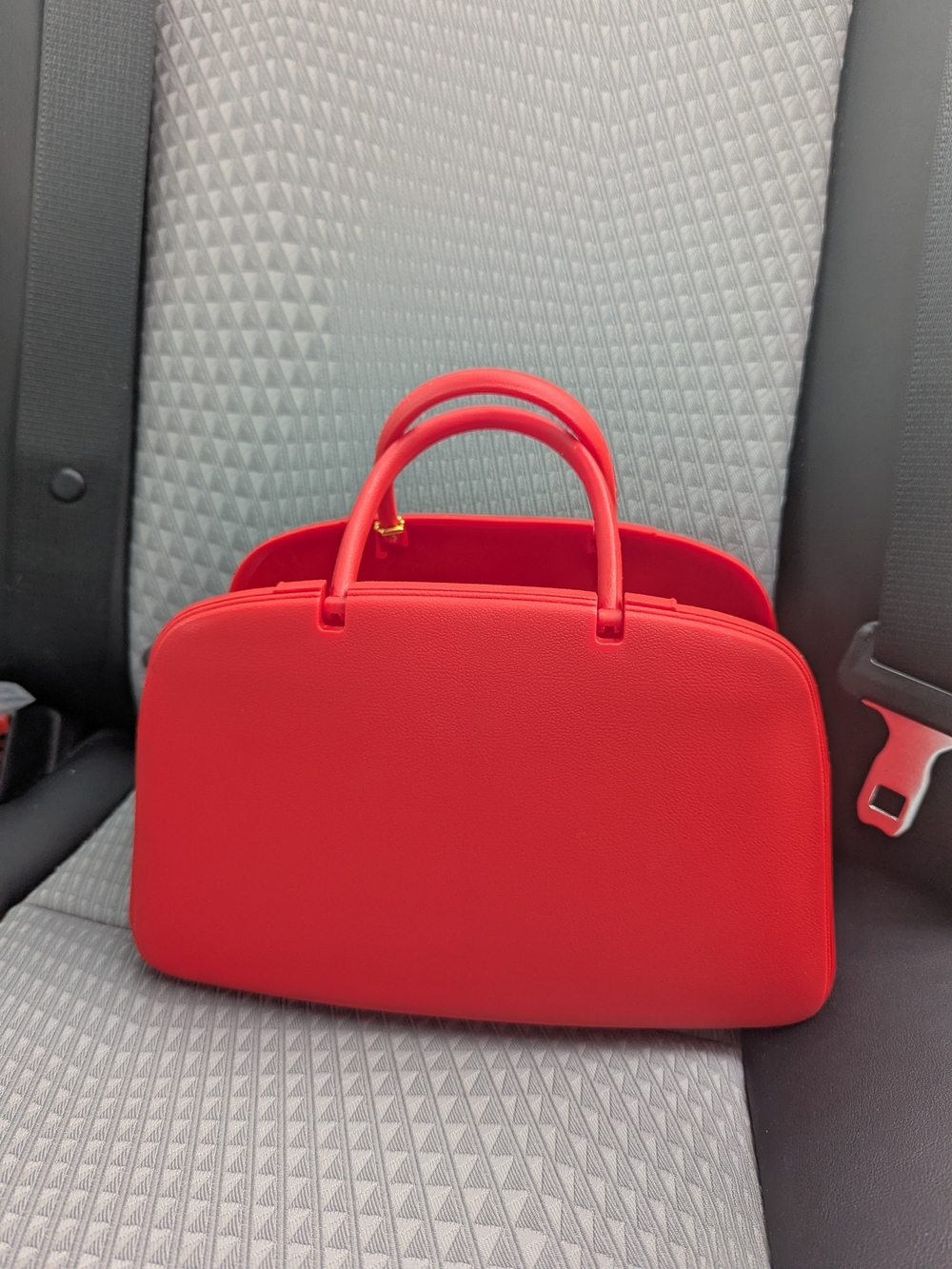 The Devil Wears Prada 2 Popcorn Red Purse Bucket - Picture 3 of 5